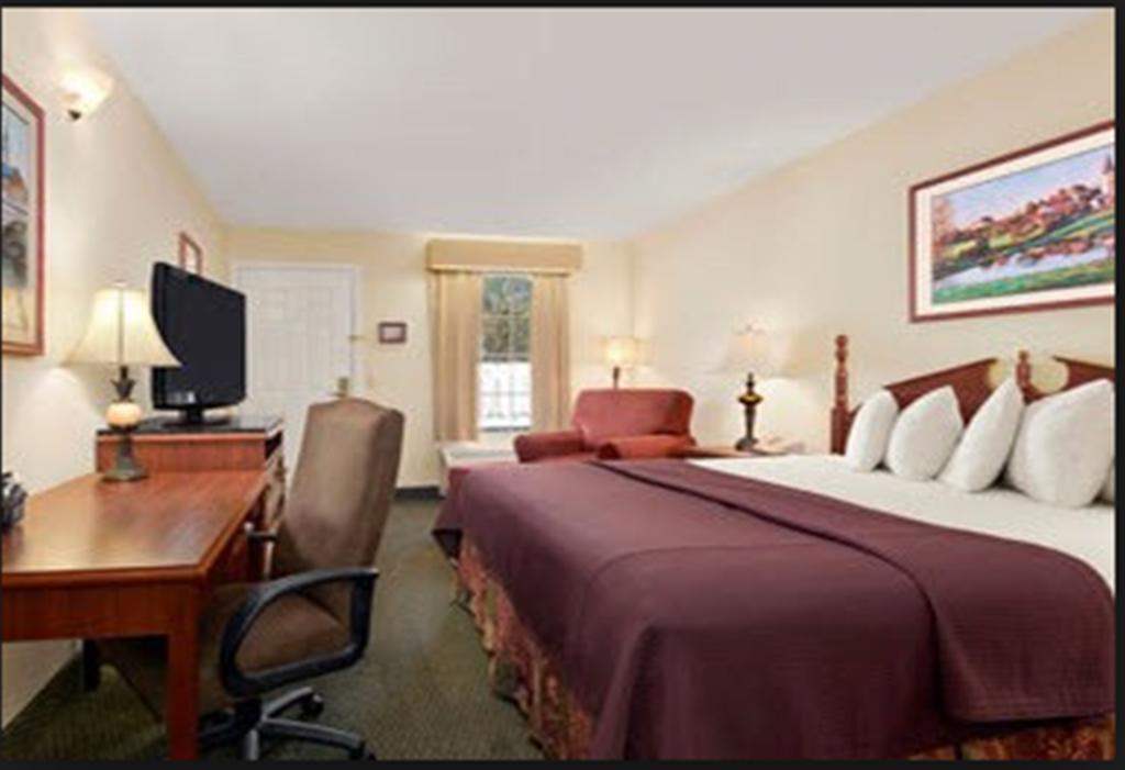 Baymont By Wyndham Easley/Greenville Habitación foto